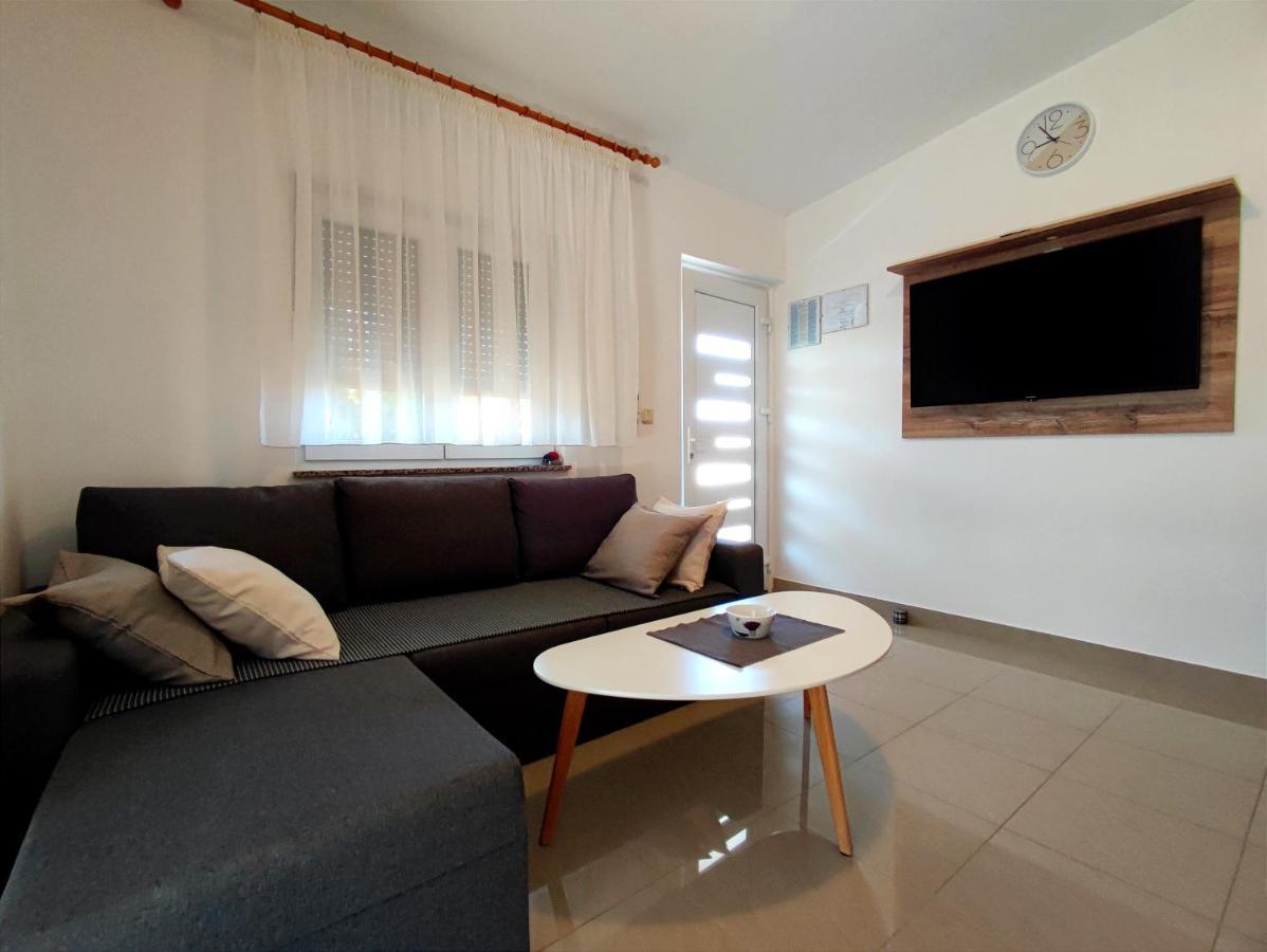 Apartments Jolic Vir Dış mekan fotoğraf
