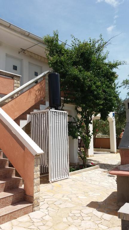 Apartments Jolic Vir Dış mekan fotoğraf